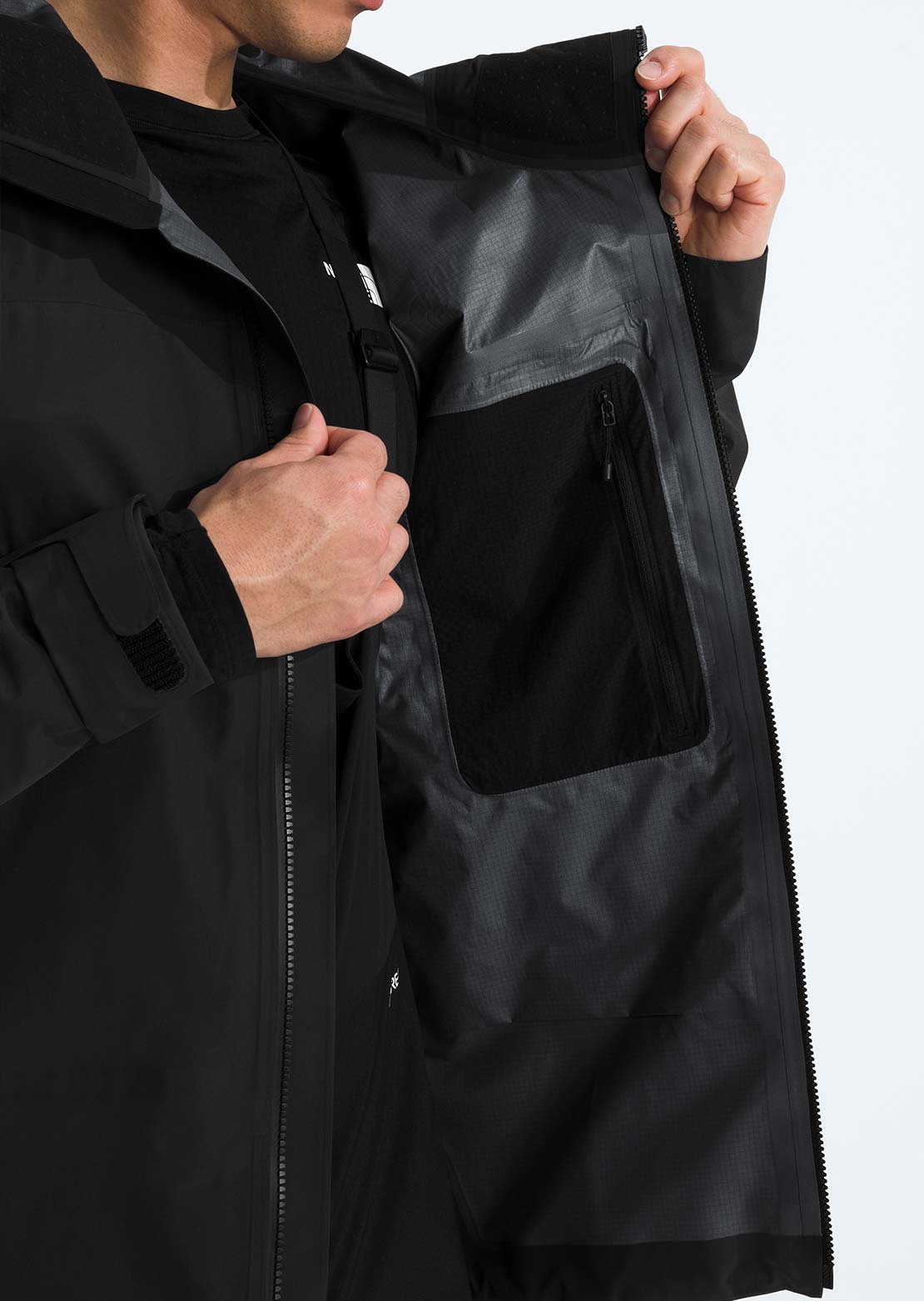 The North Face Men's Summit Cayesh GTX Pro Jacket TNF Black