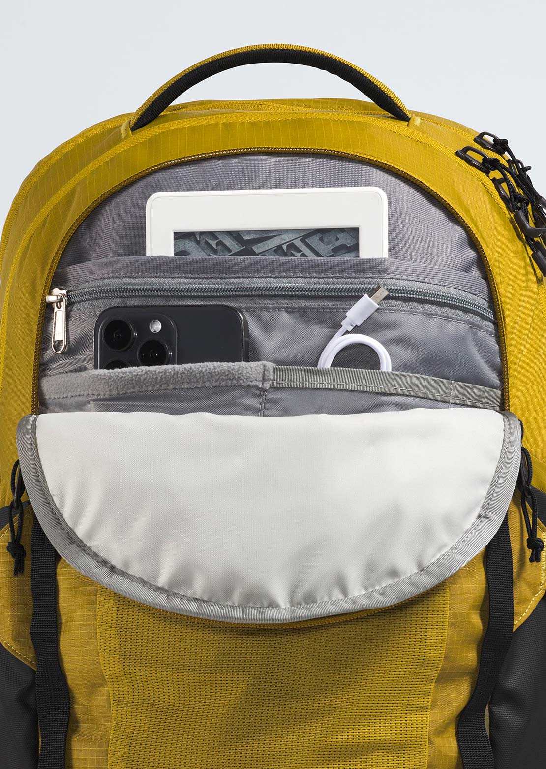 The North Face Recon Backpack Deep Dijon/TNF Black