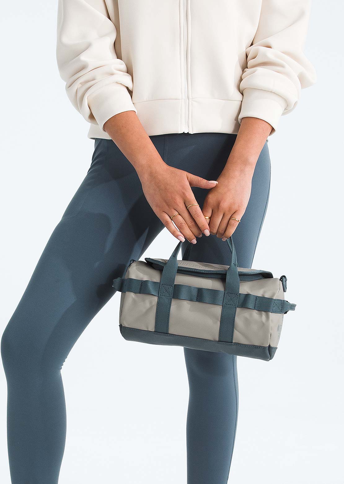 The North Face Unisex Base Camp Duffel Shoulder Bag Stone Slab/Granite Grey