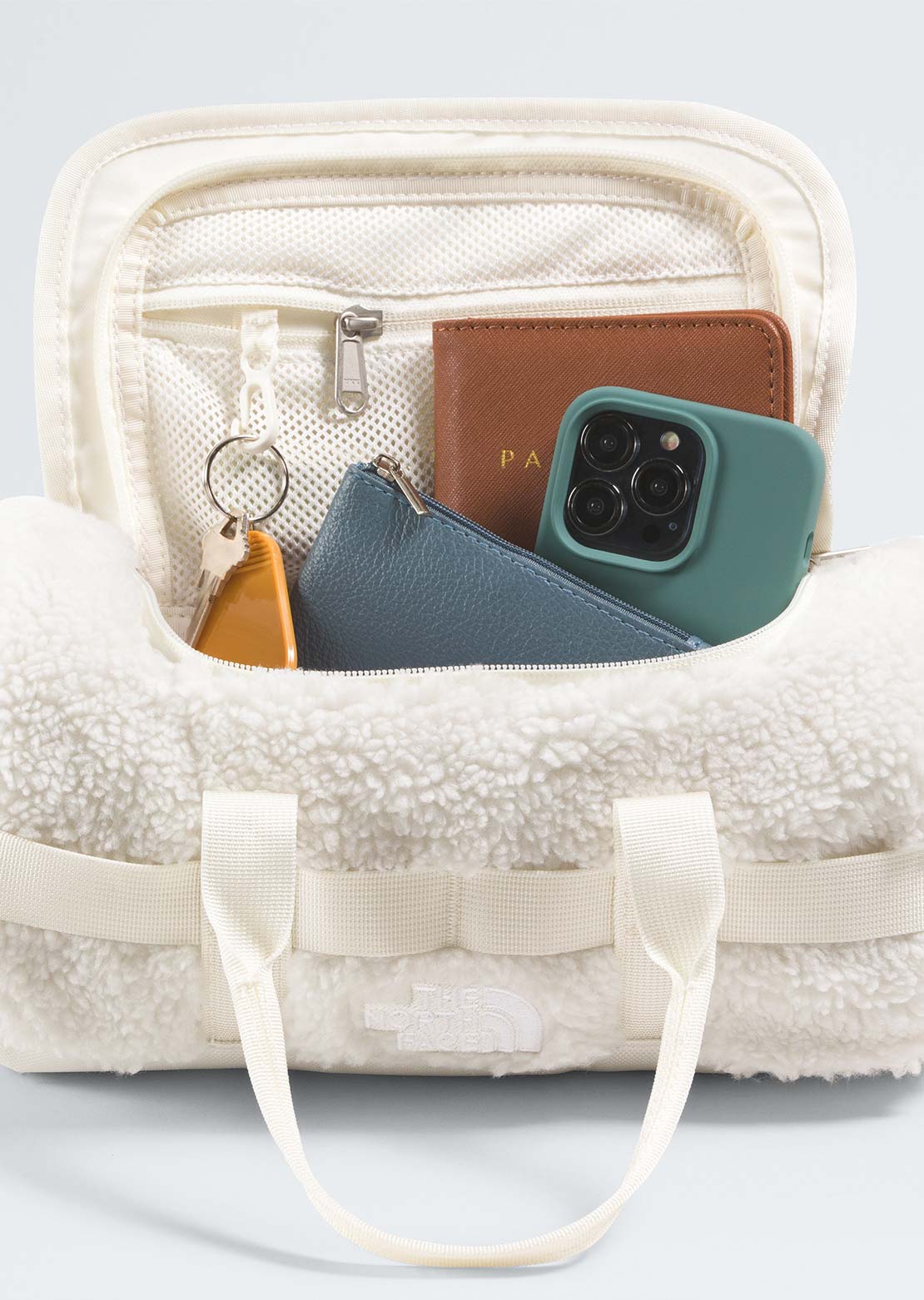 The North Face Unisex Base Camp High Pile Mini Bag White Dune/TNF White