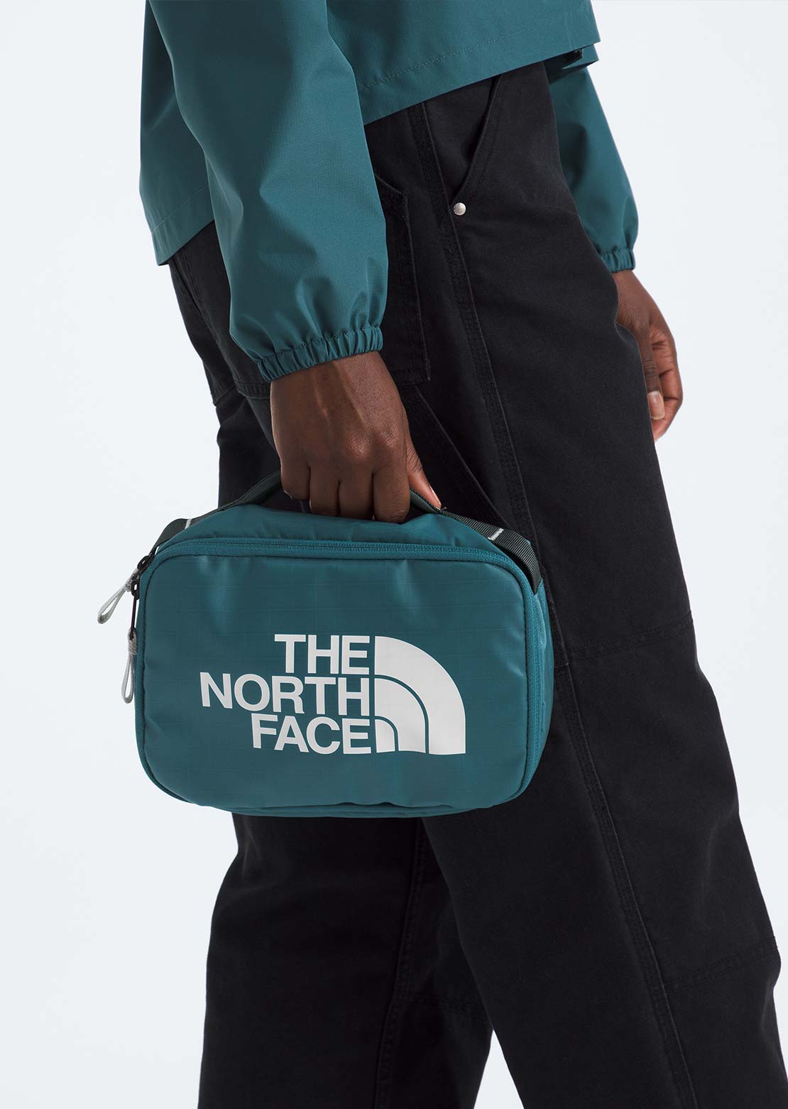 The North Face Unisex Base Camp Voyager Toiletry Kit Space/Anthracite Grey