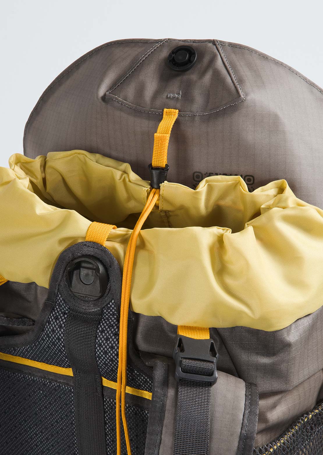 The North Face Unisex Universal Daypack Stone Slab/Honeyed Sand