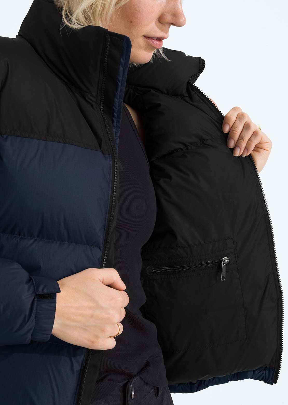 The North Face Women's 1996 Retro Nuptse Jacket Summit Navy/TNF Black/Recycled