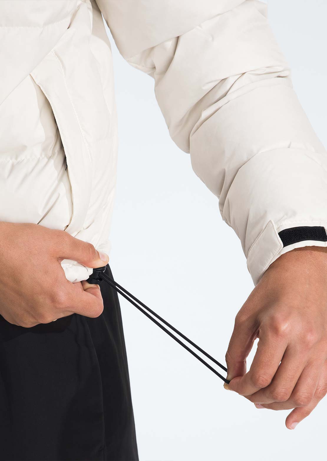 The North Face Women's 1996 Retro Nuptse Jacket White Dune/TNF Black/Recycled