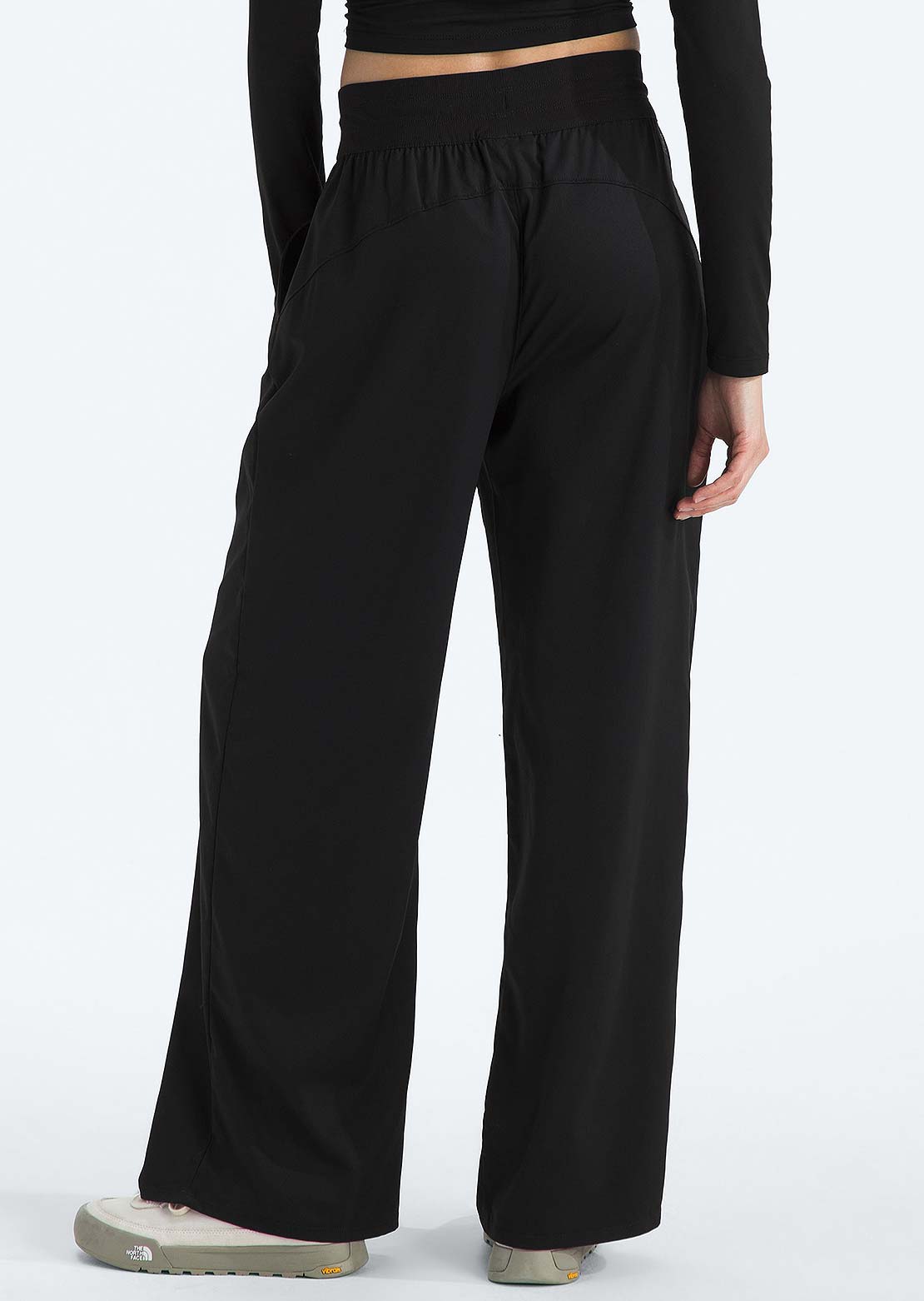 The North Face Women's Aphrodite Arise Wide Leg Pants Tnf Black