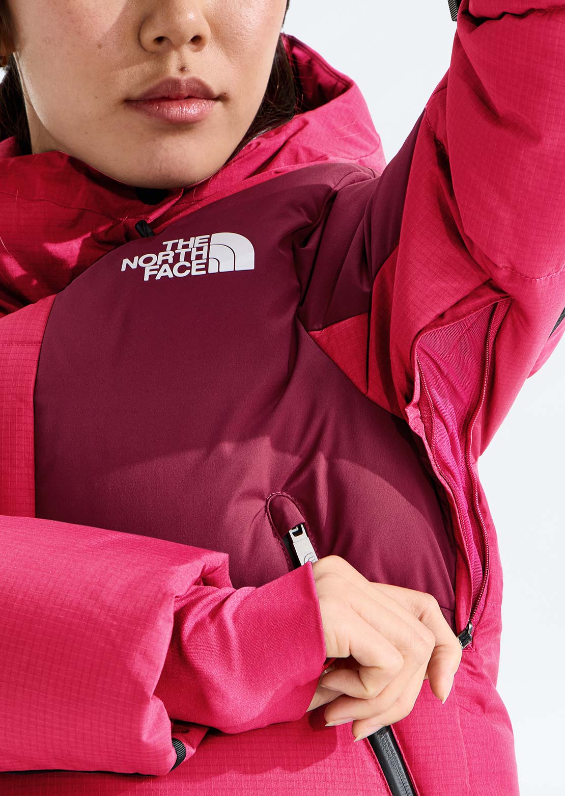 The North Face Women's Cold Spell Cropped Down Jacket