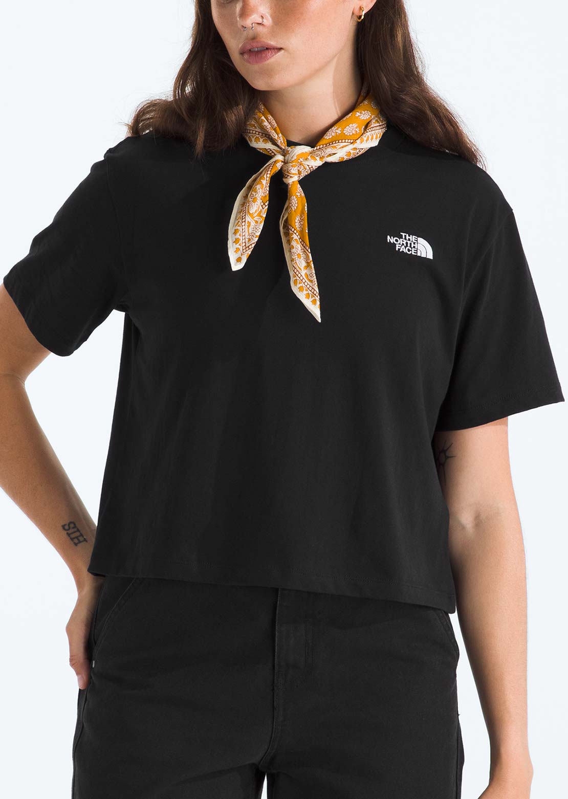 The North Face Women's Evolution Simple Dome Crop Relaxed T-Shirt TNF Black