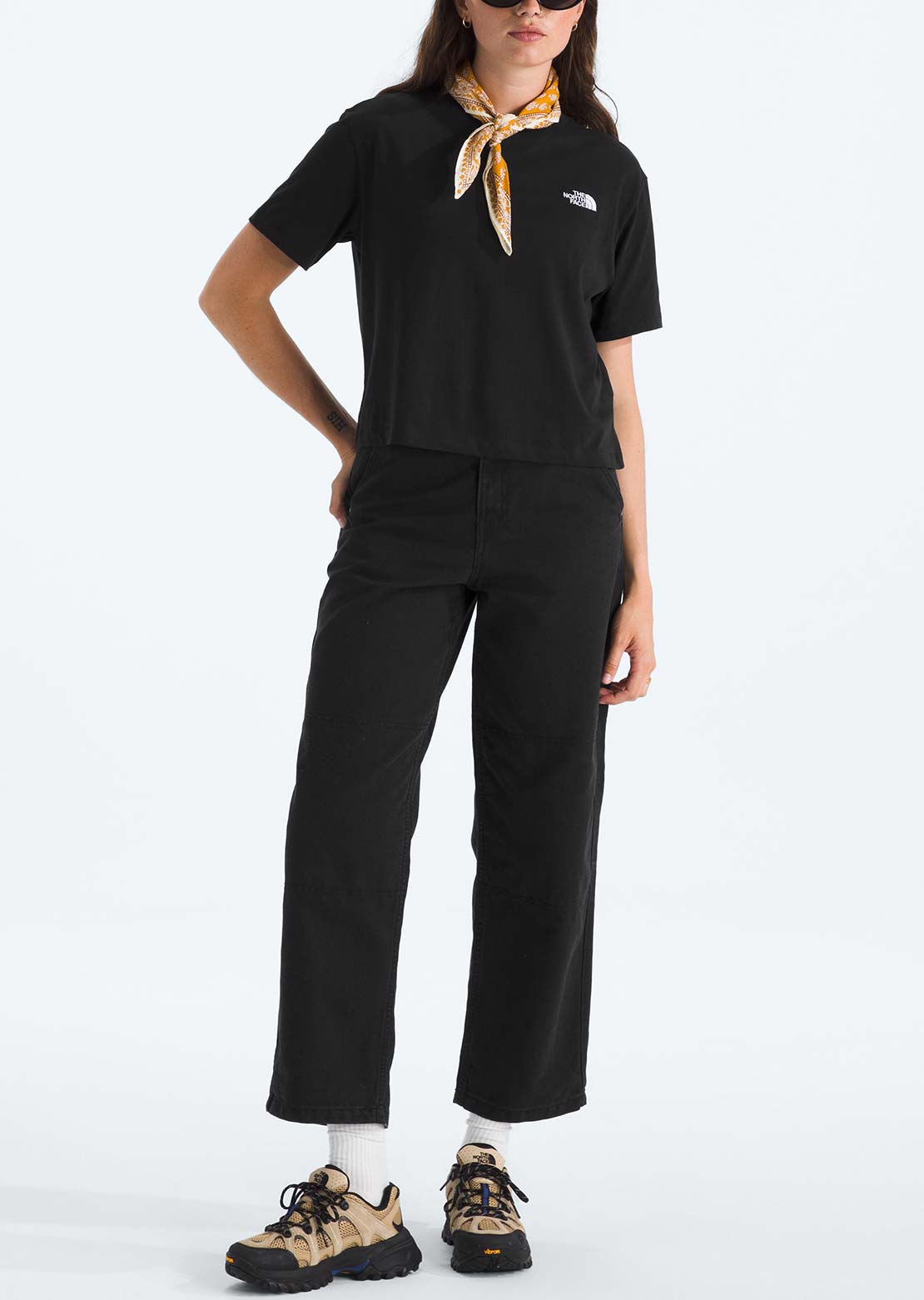 The North Face Women's Evolution Simple Dome Crop Relaxed T-Shirt TNF Black