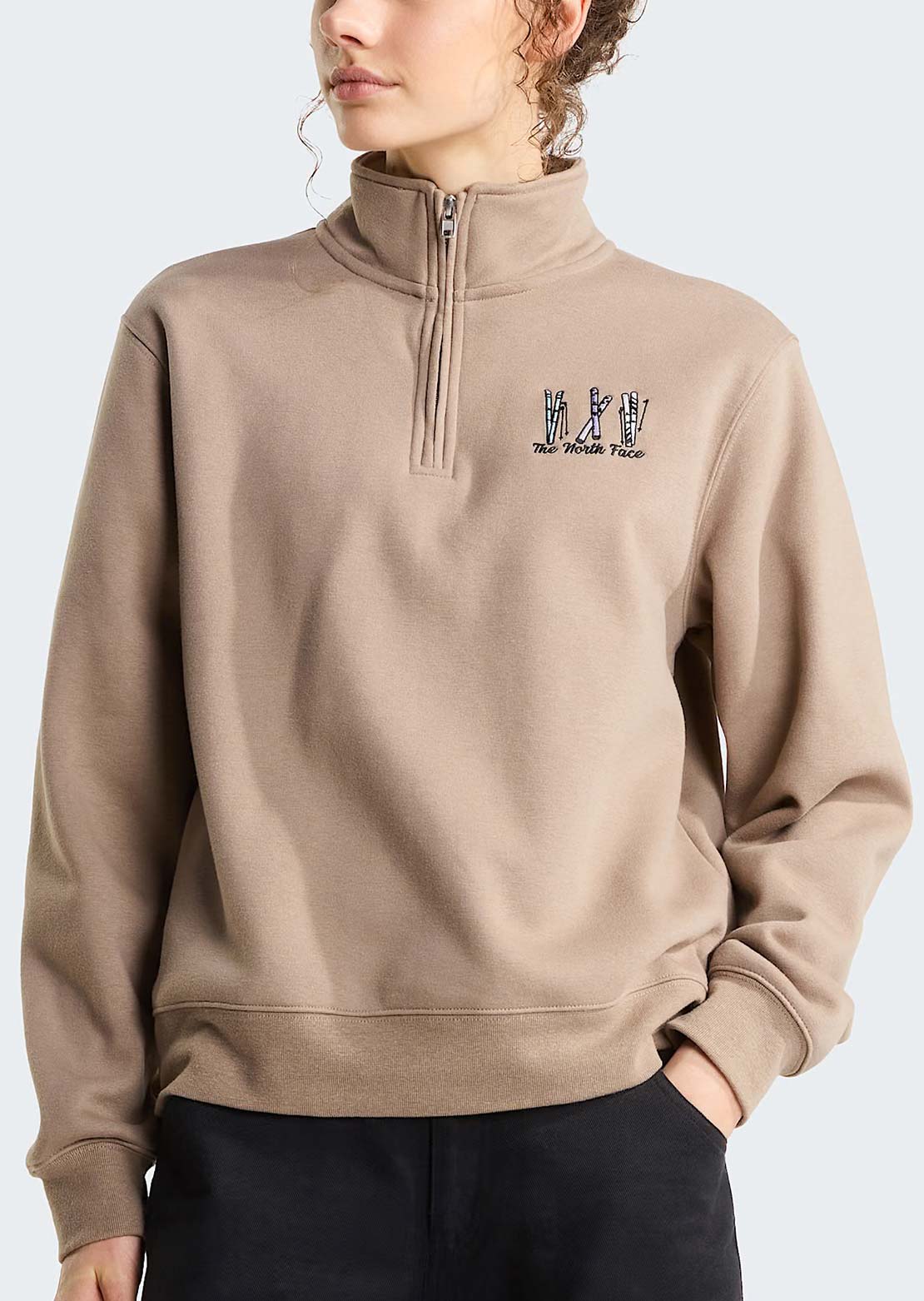 The North Face Women's Ski Embro Relaxed 1/4 Zip Graphic Sweatshirt