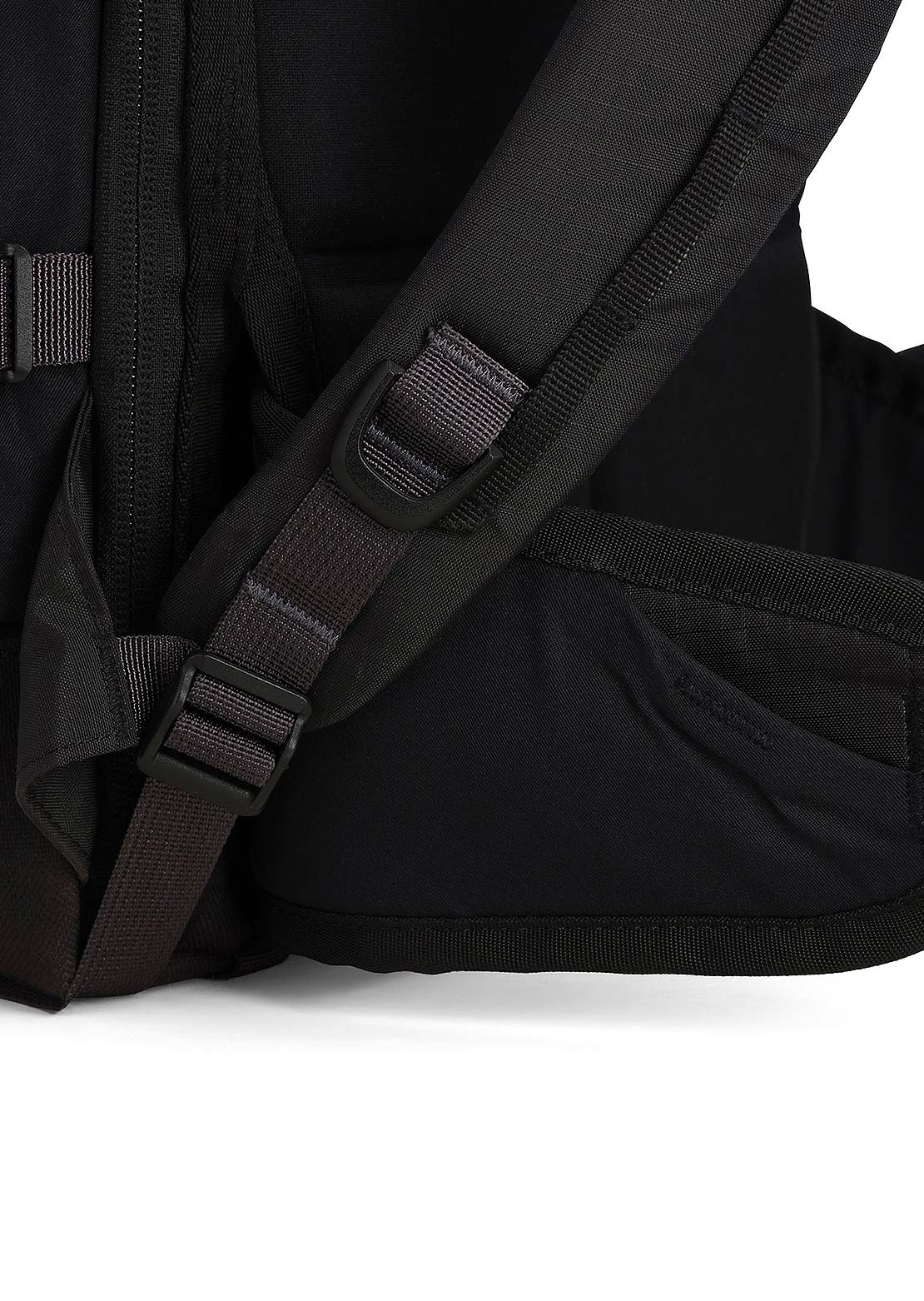 Topo Designs Rover Trail Pack Crackle Loganberry