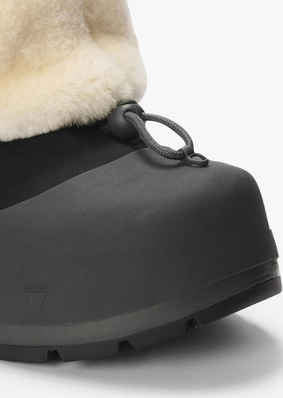 Ulu Unisex Raven Arctic Grip Tall Boots Black