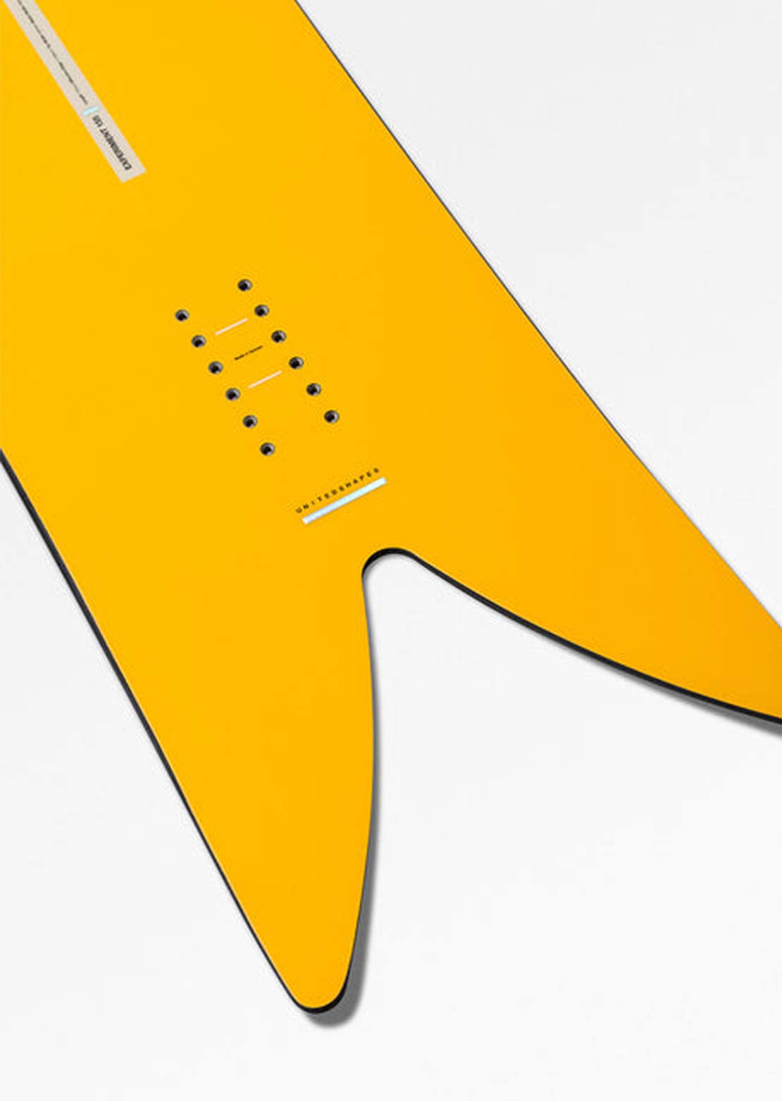 United Shapes Experiment Snowboard