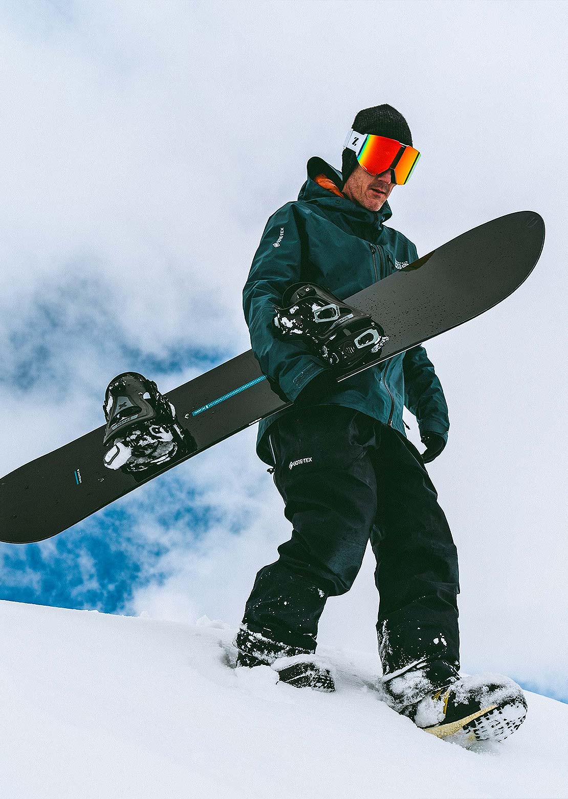 United Shapes Unisex Cadet Snowboard