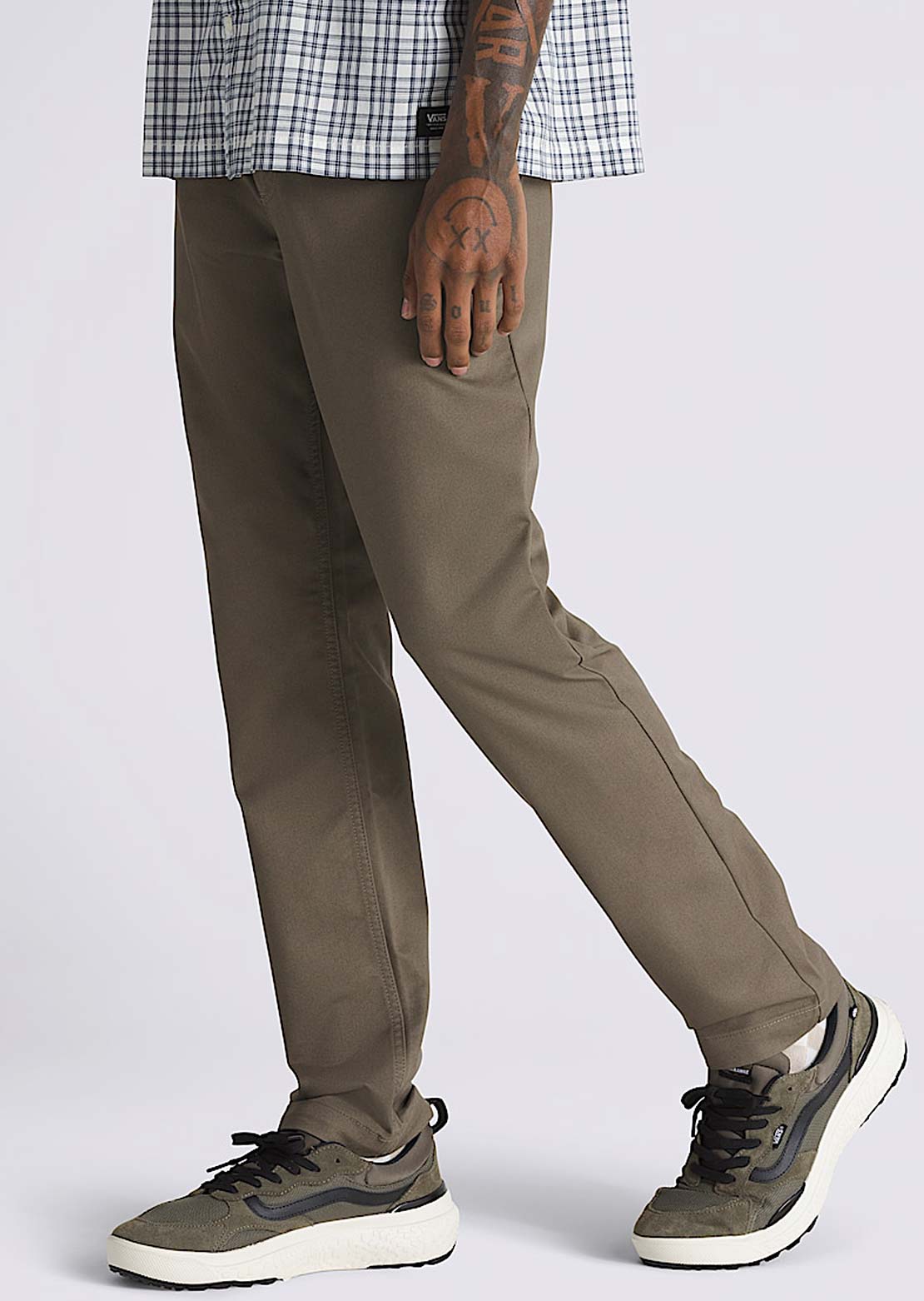 Vans Men's Authentic Chino Slim Pant Bungee Cord