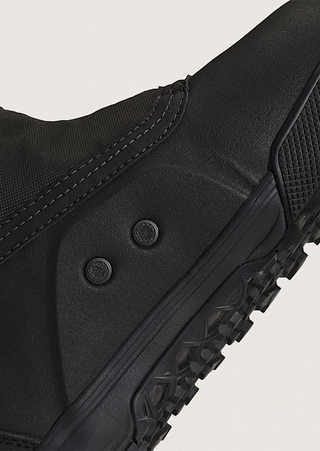 Vans Men's Infuse Snowsurf Snowboard Boots Blackout