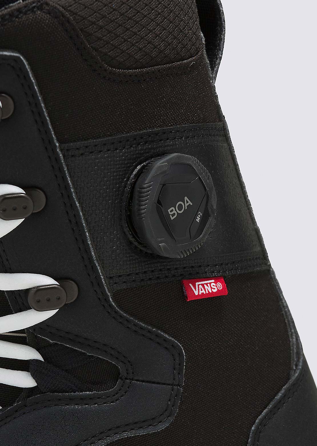 Vans Men's Invado OG Snowboard Boots Black/White