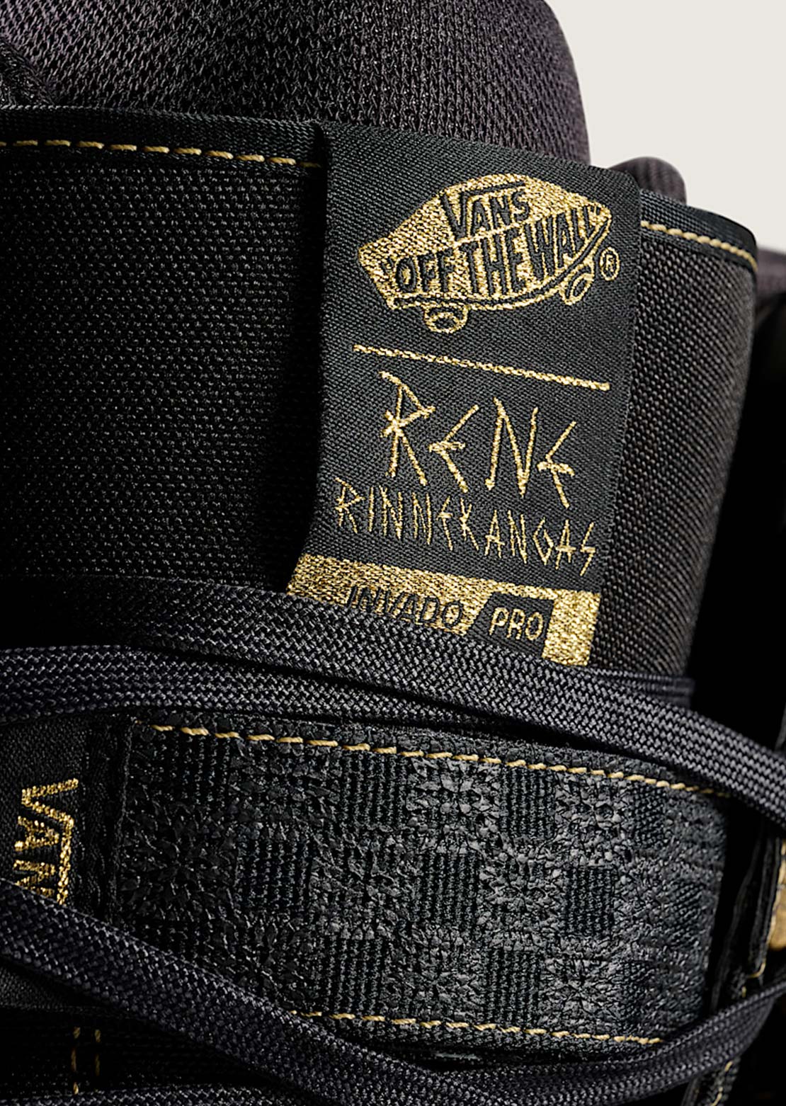 Vans Men's Invado Pro Olympic Limited Edition Snowboard Boots Black/Gold