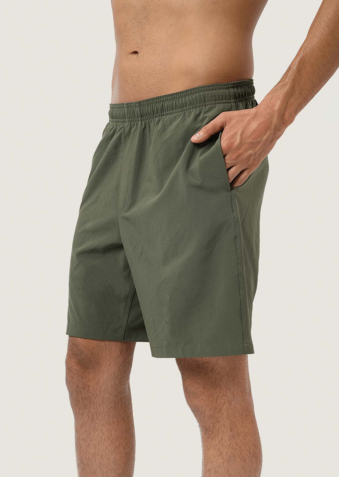 Vans Men's MTE Outline Hybrid Shorts Black Grape Leaf