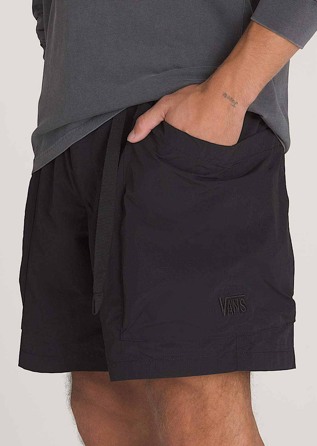 Vans Men's MTE Trek Guide Shorts Black