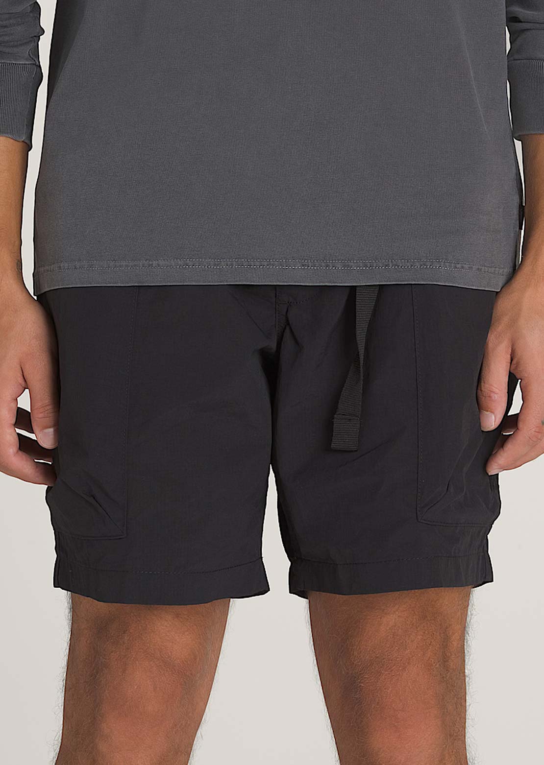 Vans Men's MTE Trek Guide Shorts Black