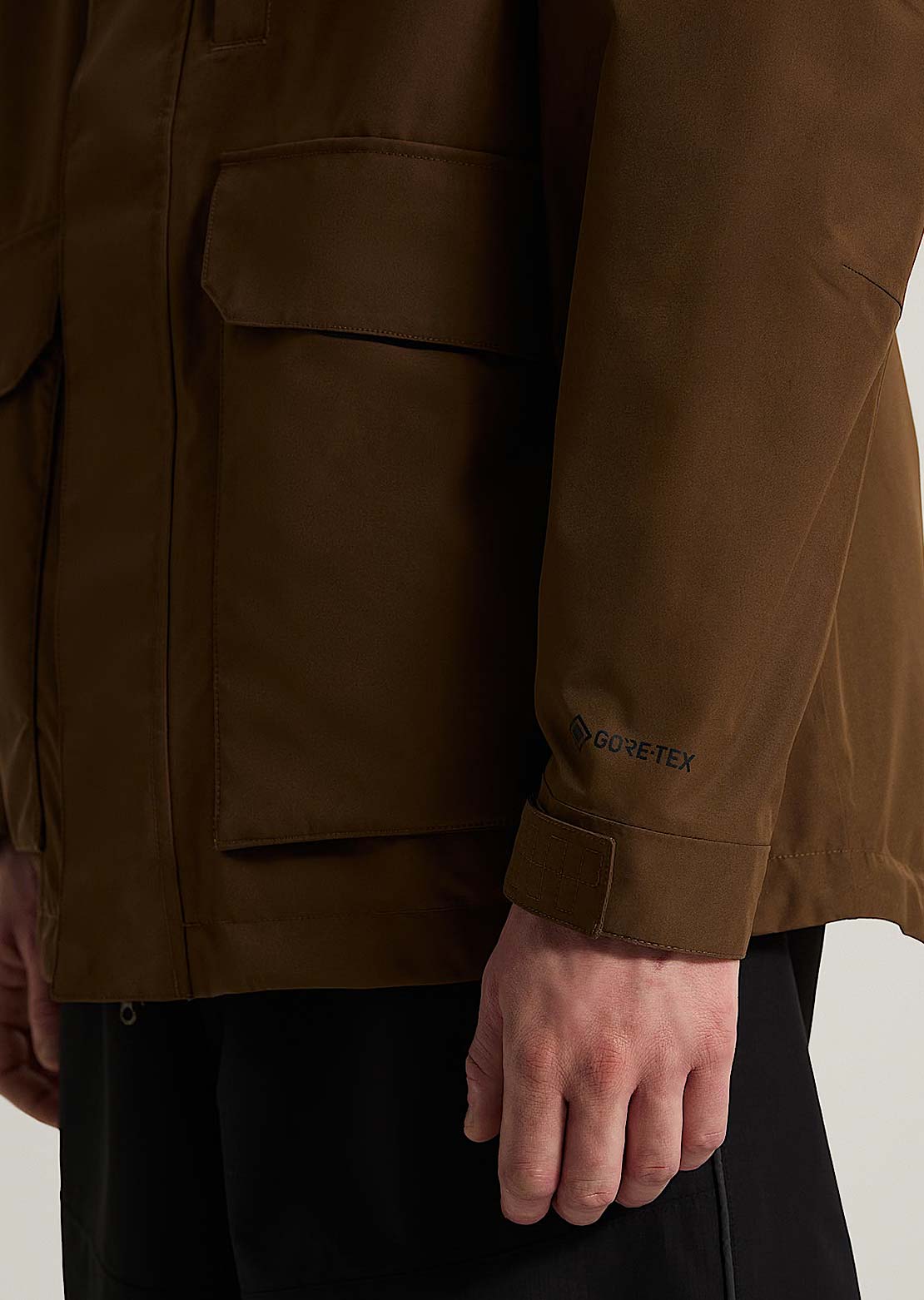 Vans Men's Take Up 2L GORE-TEX Shell Jacket