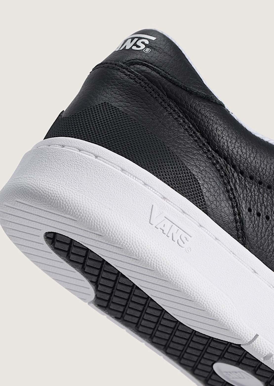 Vans Unisex Court Low Shoes