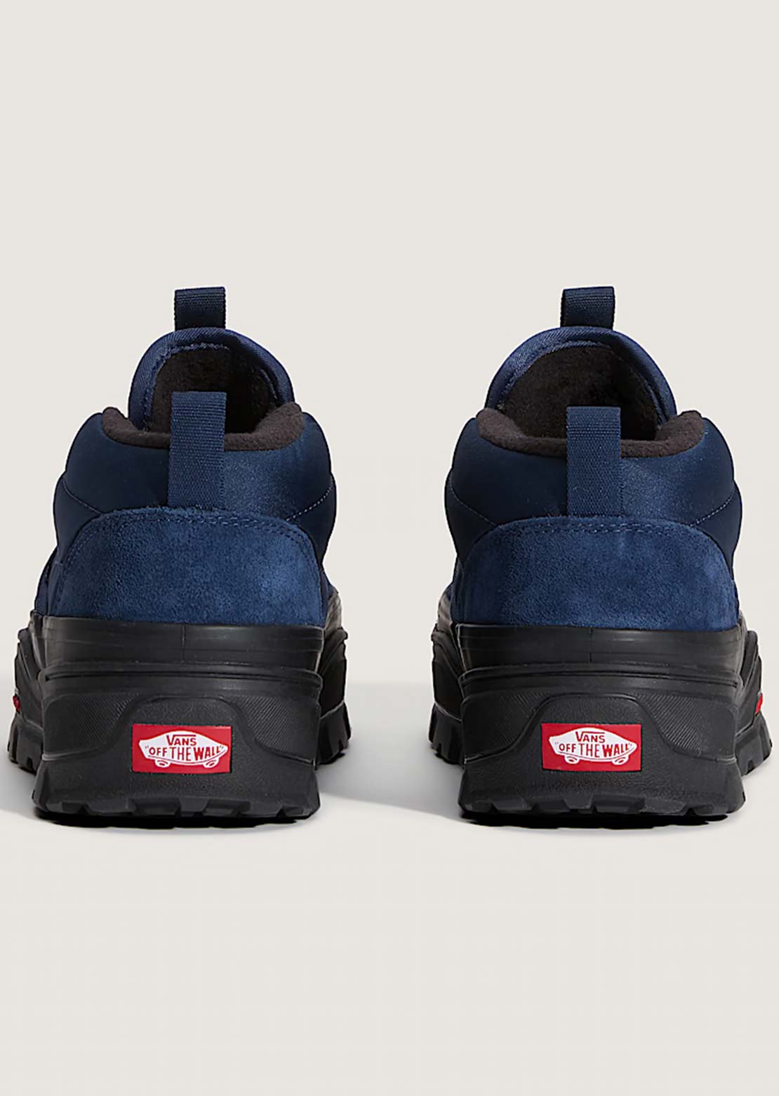 Vans Unisex Mid-Slip Puff Shoes