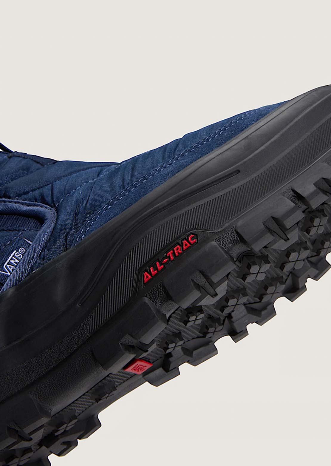 Vans Unisex Mid-Slip Puff Shoes