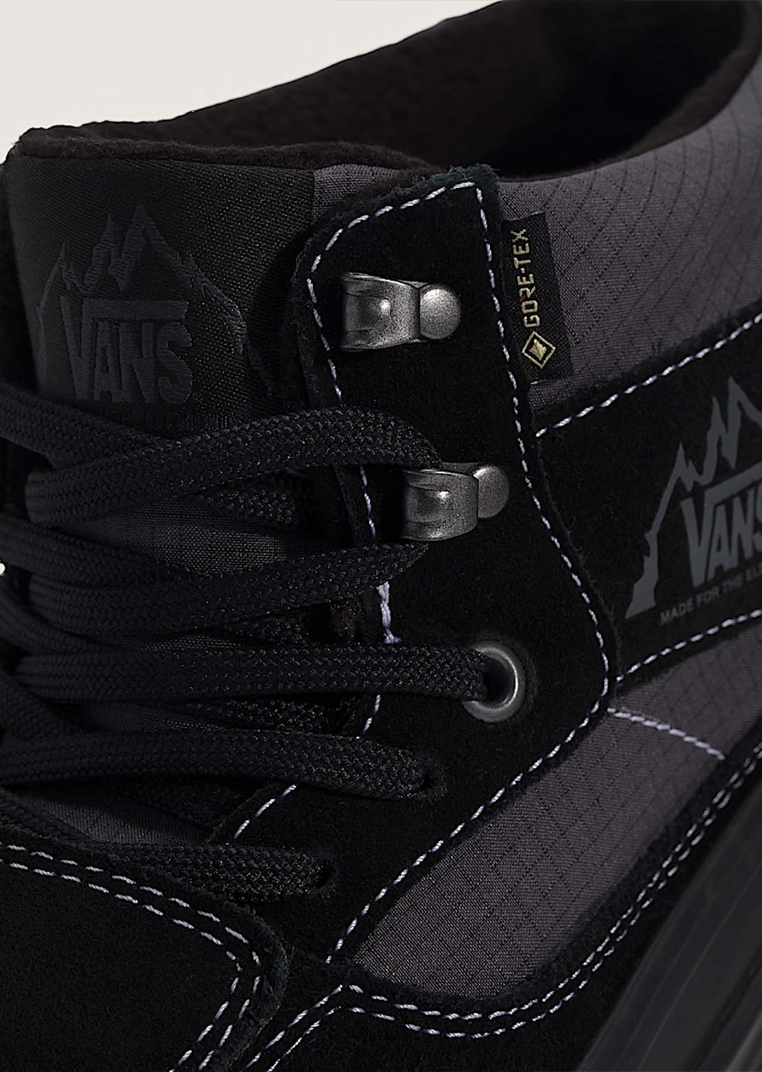 Vans Unisex MTE Mountain Mid GORE-TEX Insulated Boots Black/Black