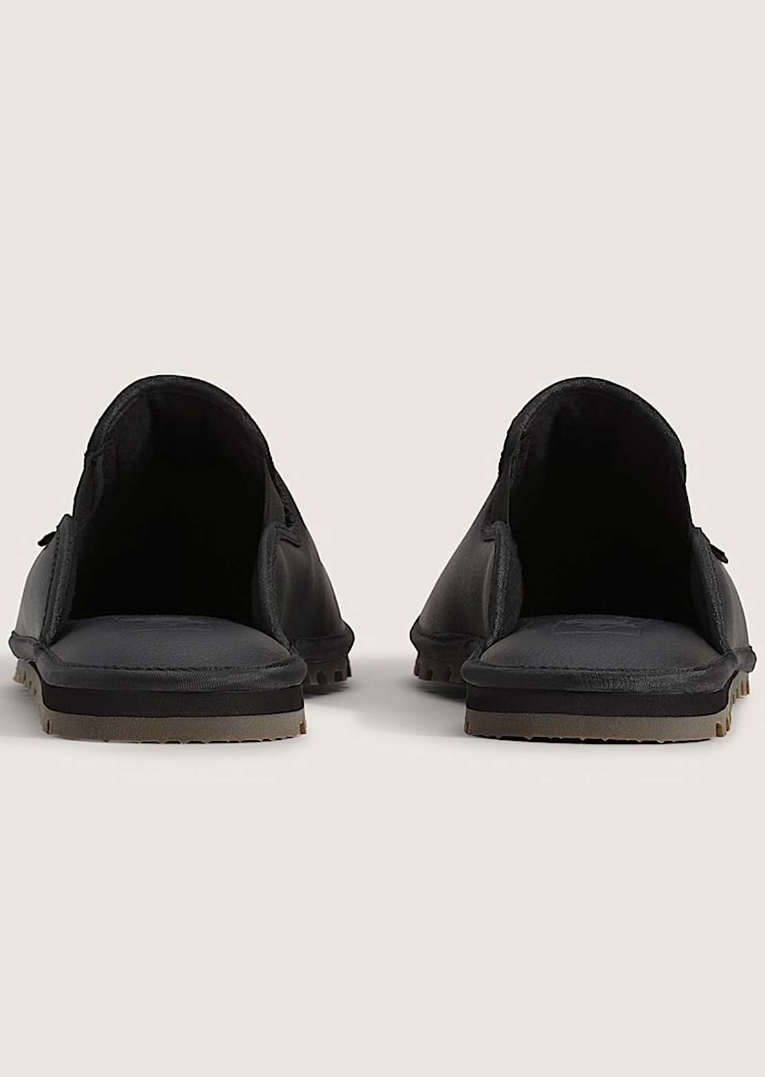 Vans Unisex MTE Mountain Mule Slippers Blackout