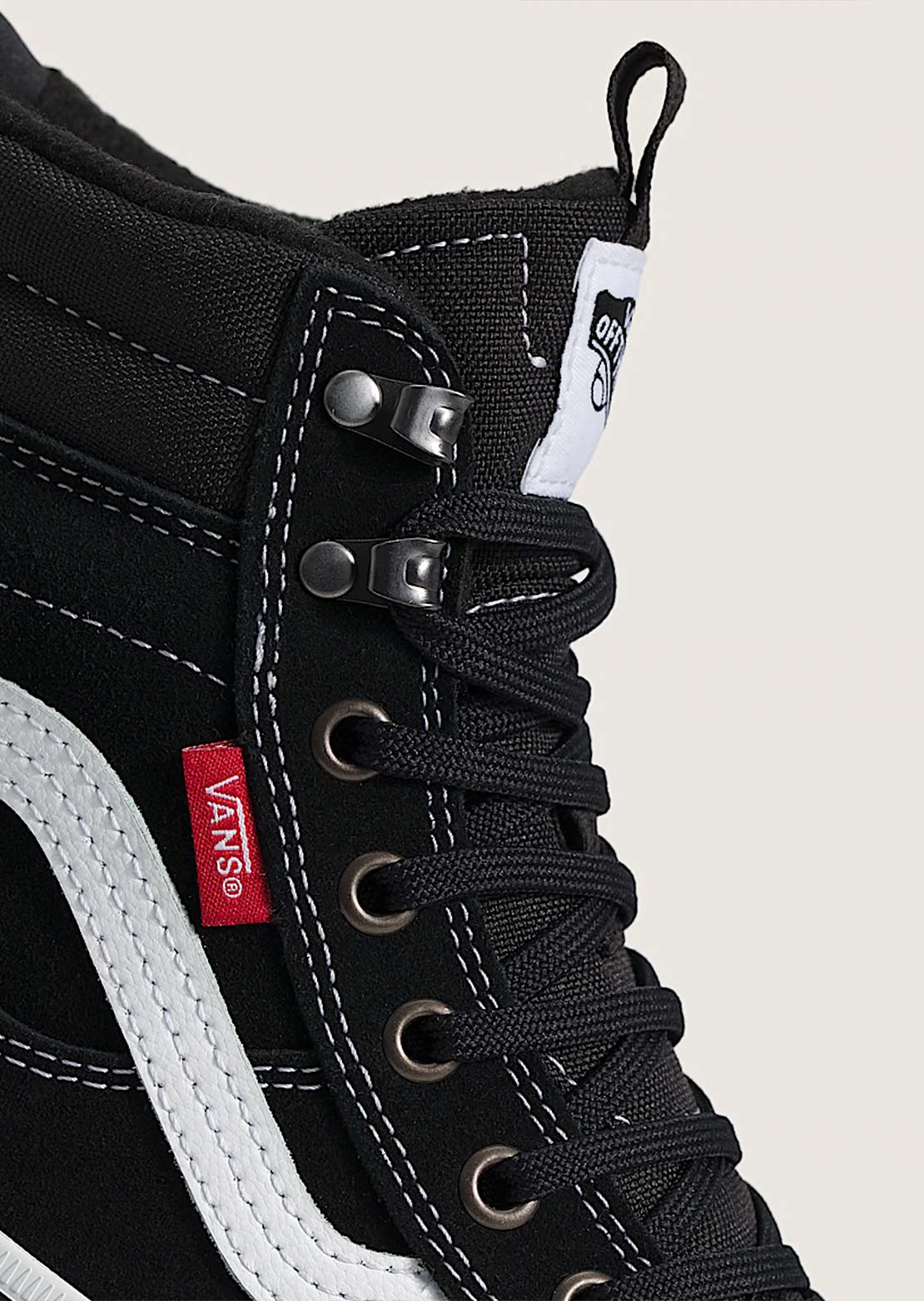 Vans Unisex MTE SK8-HI Waterproof Insulated Boots Black/White