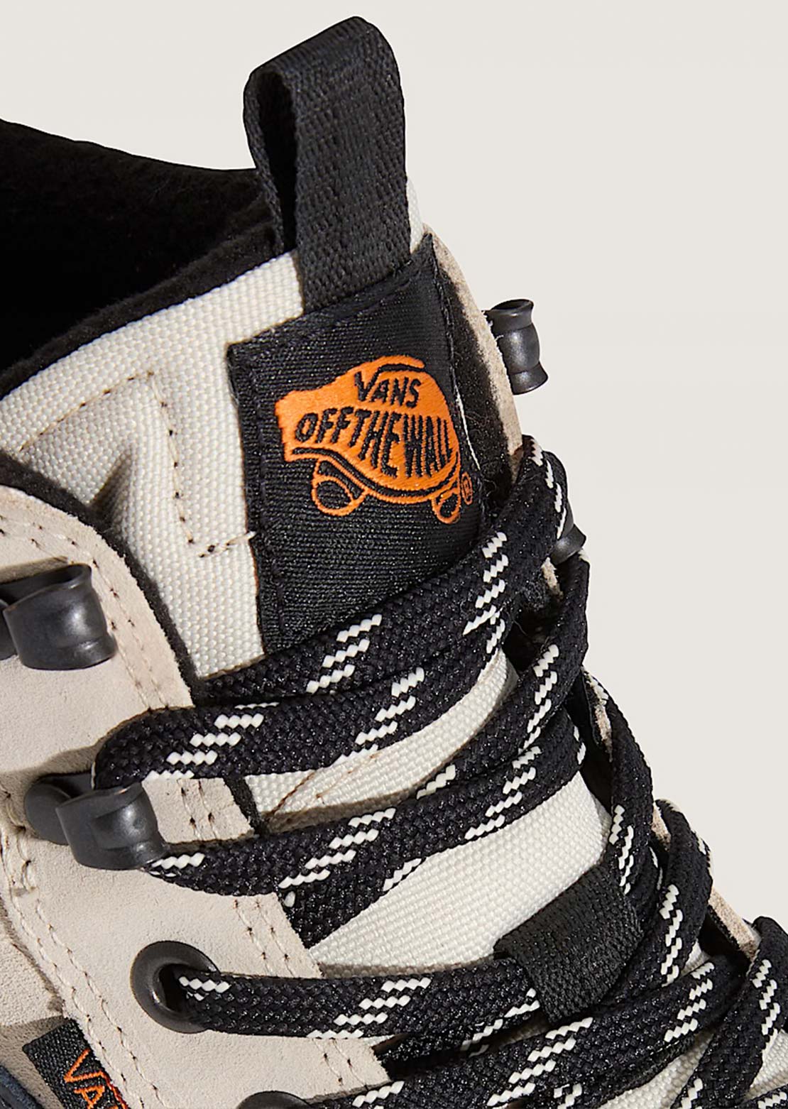 Vans Unisex MTE SK8-HI Waterproof Insulated Boots Oatmeal/Black