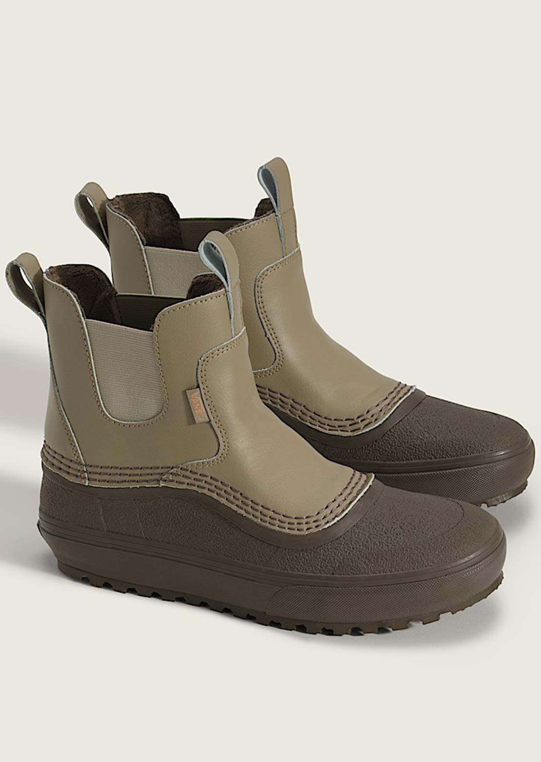 Vans Unisex MTE Standard Mid Chelsea Waterproof Boots Bay Leaf