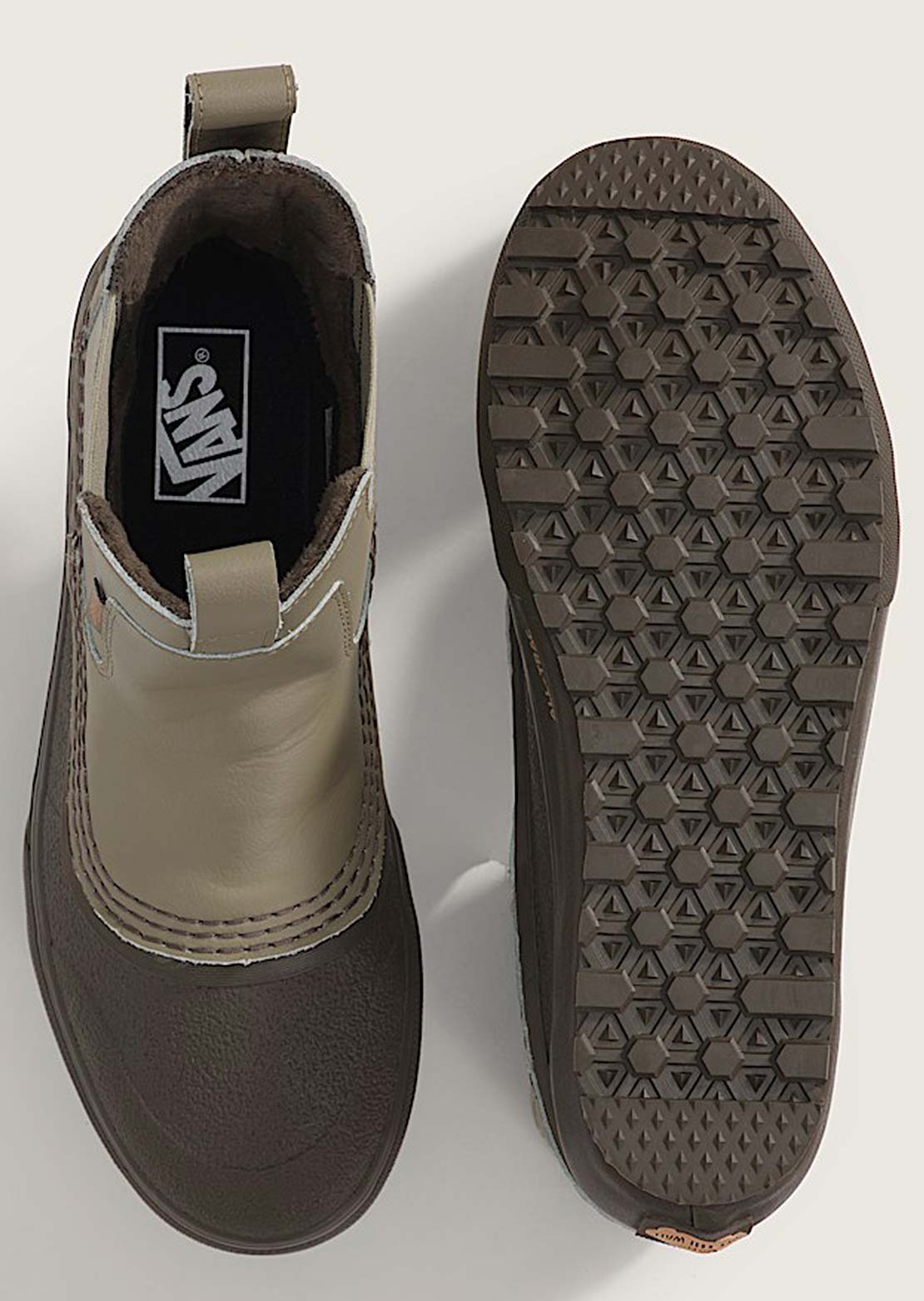 Vans Unisex MTE Standard Mid Chelsea Waterproof Boots Bay Leaf