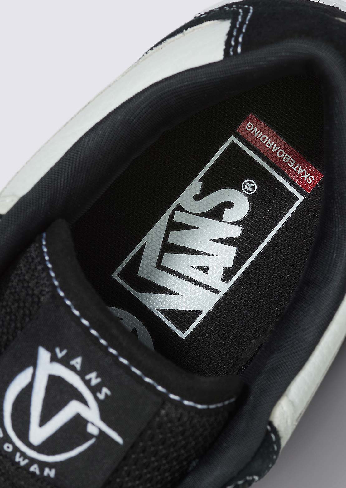 Vans Unisex Rowan 2 Skate Shoes Black/White/Black
