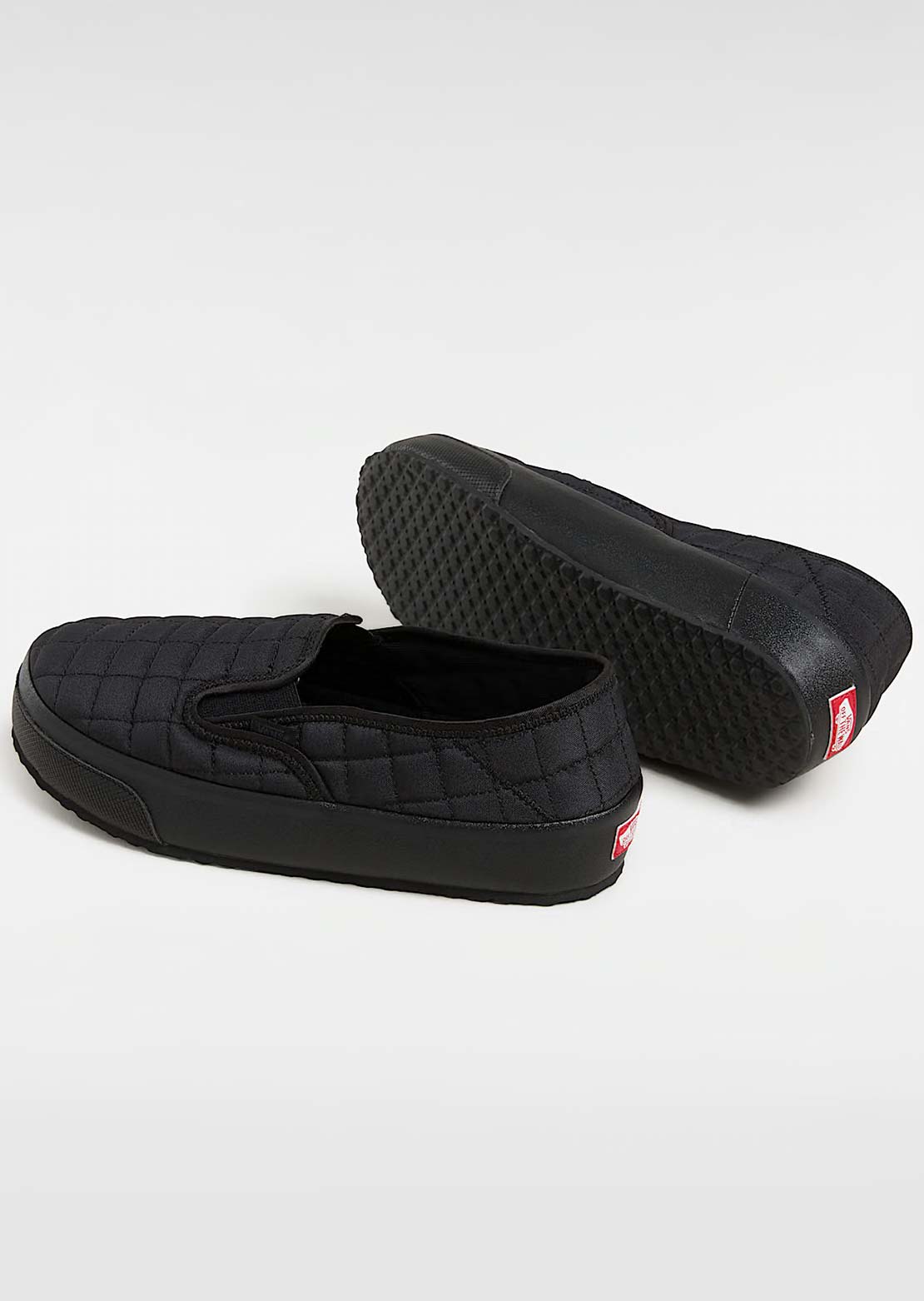 Vans Unisex Slip-Er 2 MTE Slippers Black