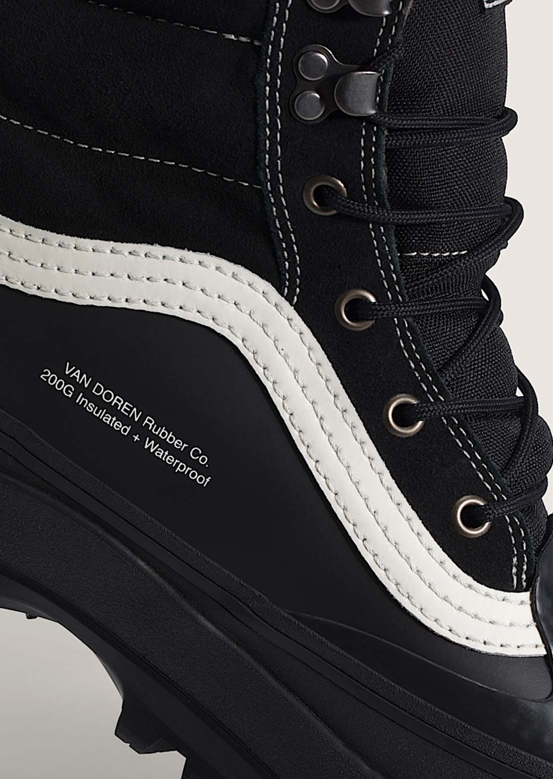 Vans Unisex Standard Mid 2.0 MTE Boots
