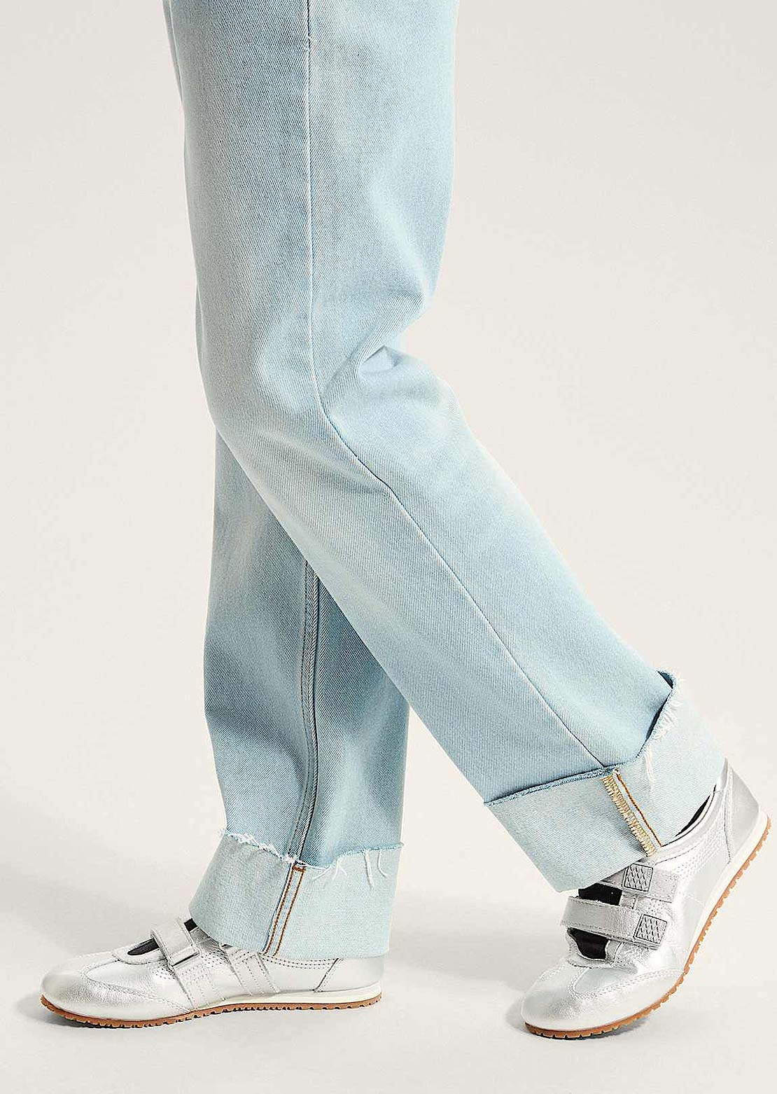 Vans Women's Annabelle Straight Leg Pants Light Stonewash