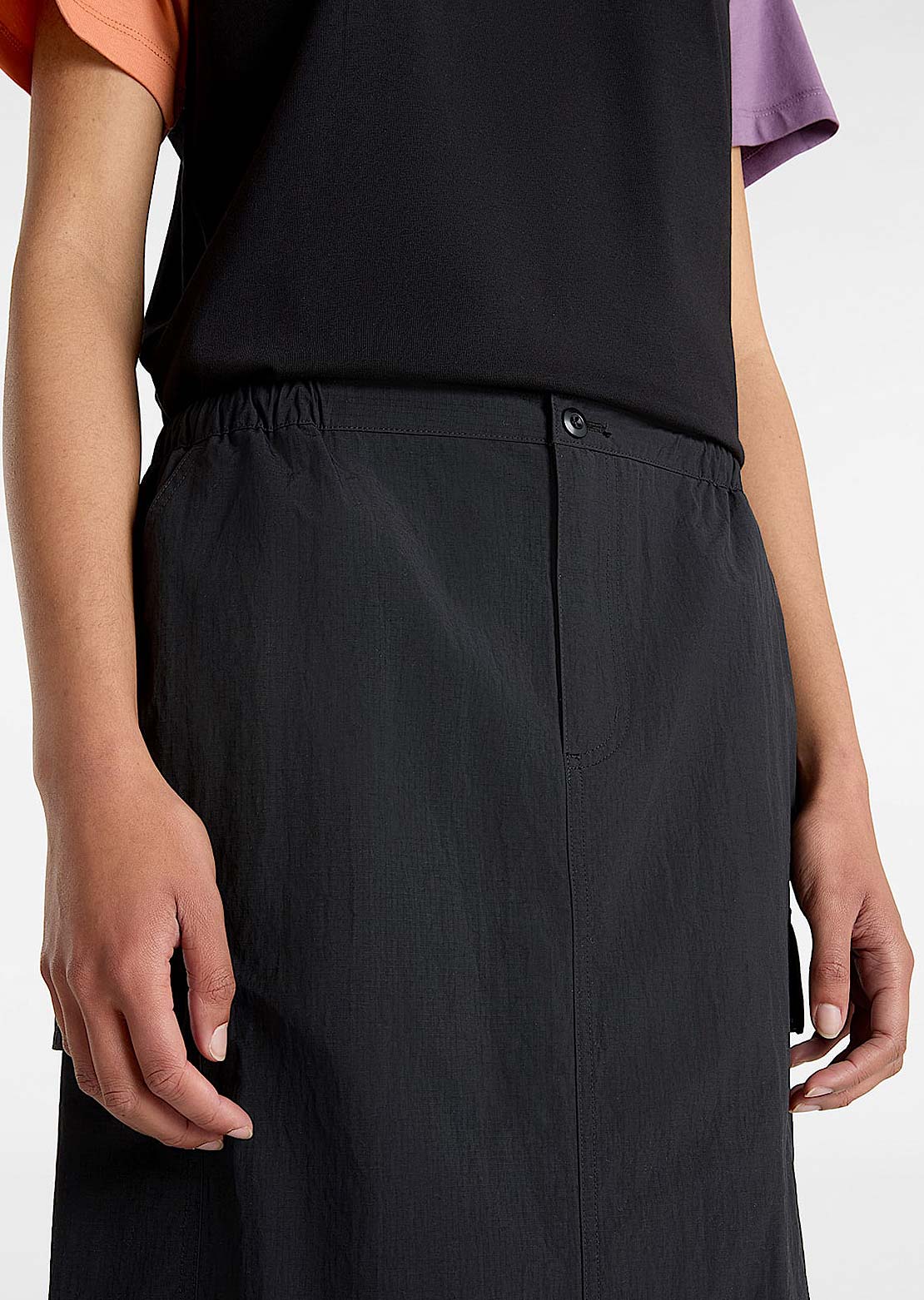 Vans Women's Riley Parachute Cargo Skirt Black