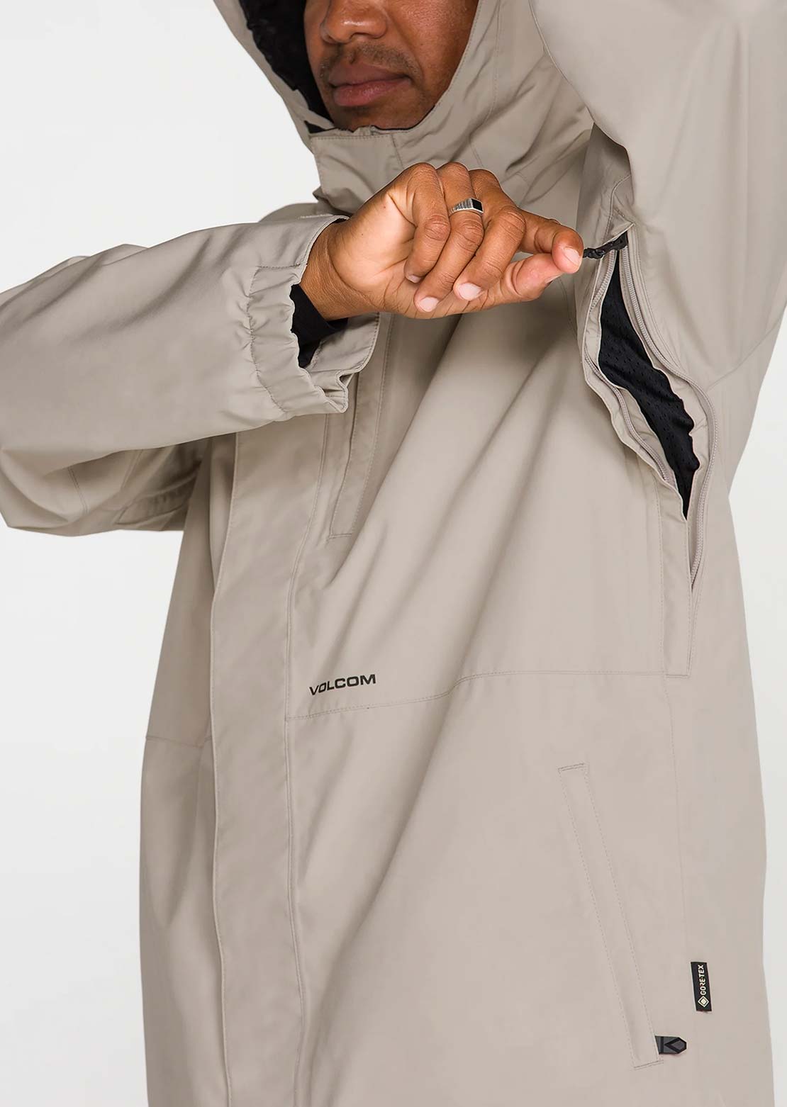Volcom Men's Dua Insulated Gore-Tex Jacket