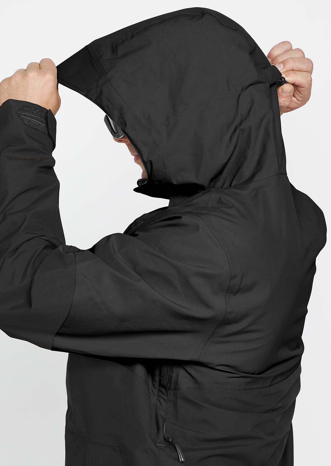 Volcom Men&#39;s L Gore-Tex Jacket Black
