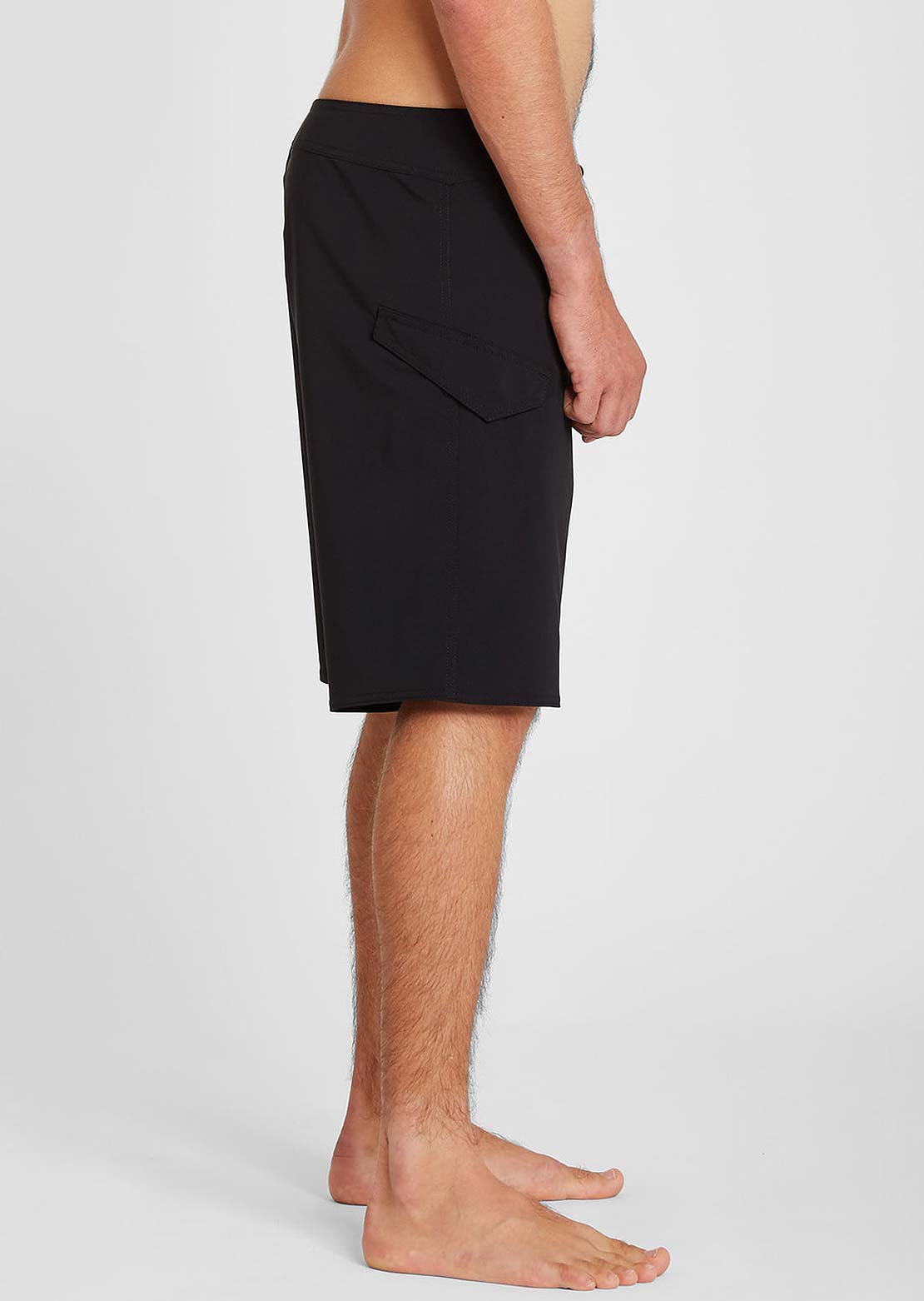 Volcom Men&#39;s Lido Solid Mod 20 Boardshorts Black