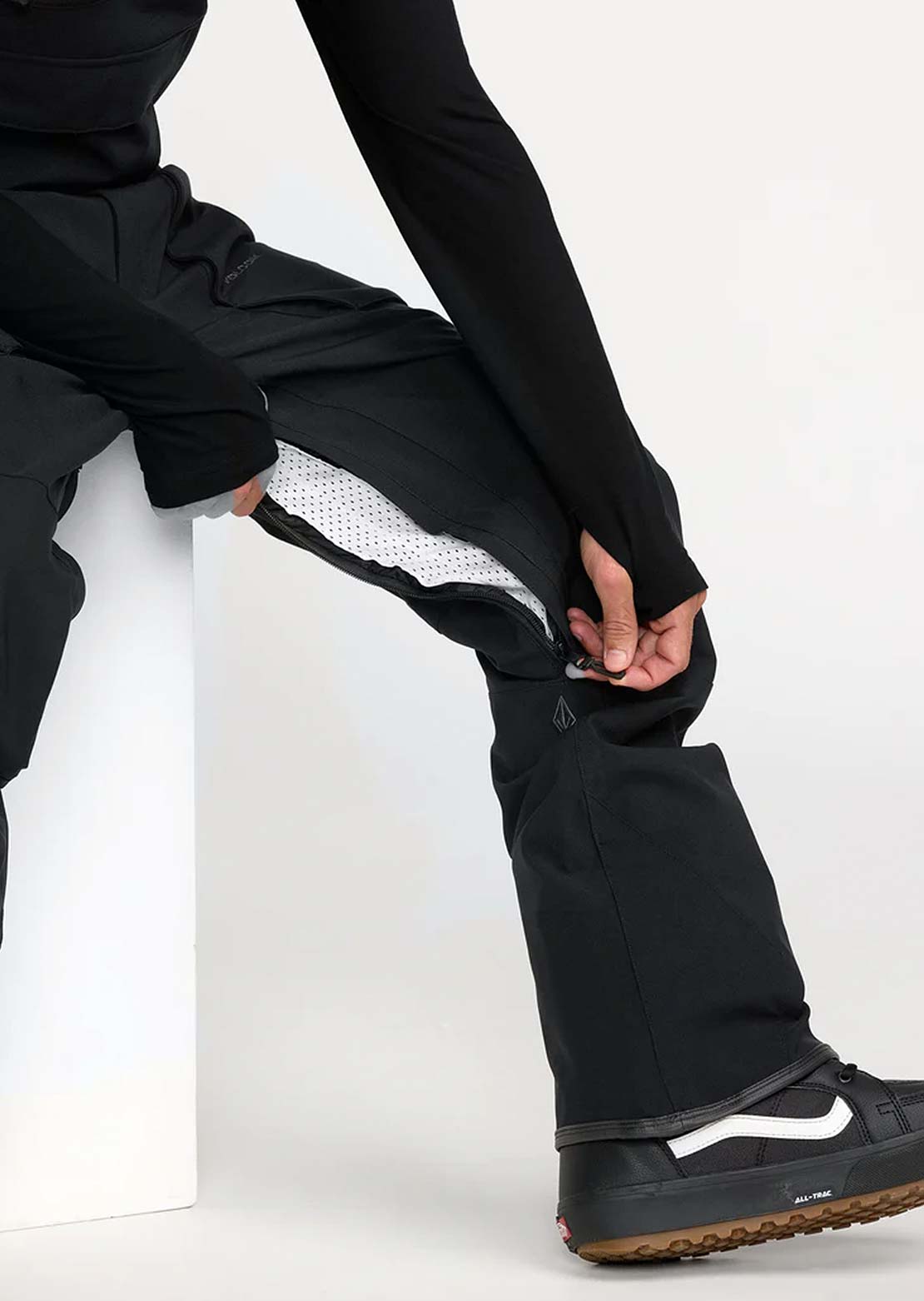Volcom Men's Roan Bib Overall Pants Black