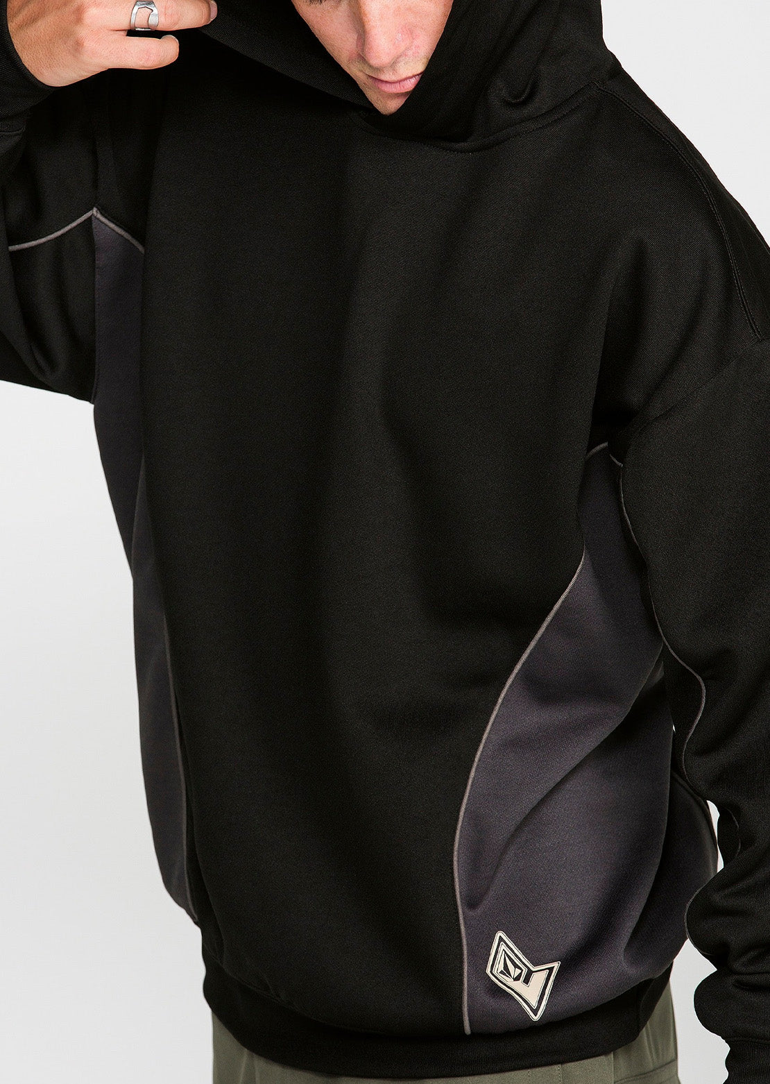 Volcom Men's Vital Hydro Pullover Hood Black