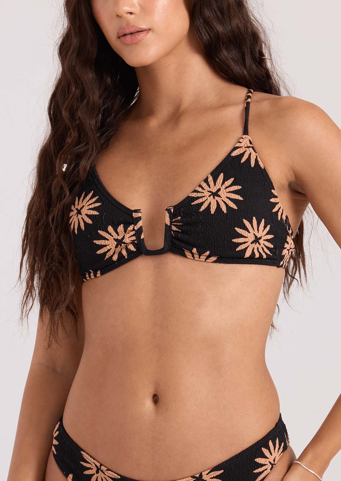 Volcom Women's Bright & Sol Uwire Bralette Bikini Top Black Bronze