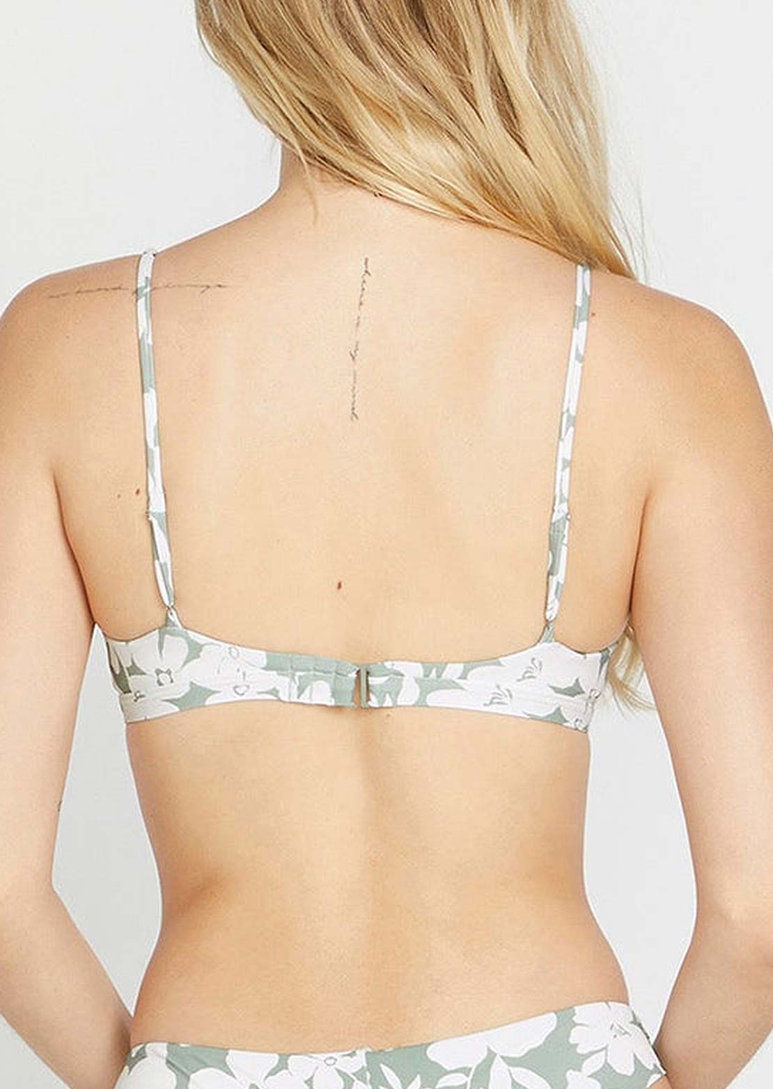 Volcom Women&#39;s Coco Crop Bikini Top Sea Glass