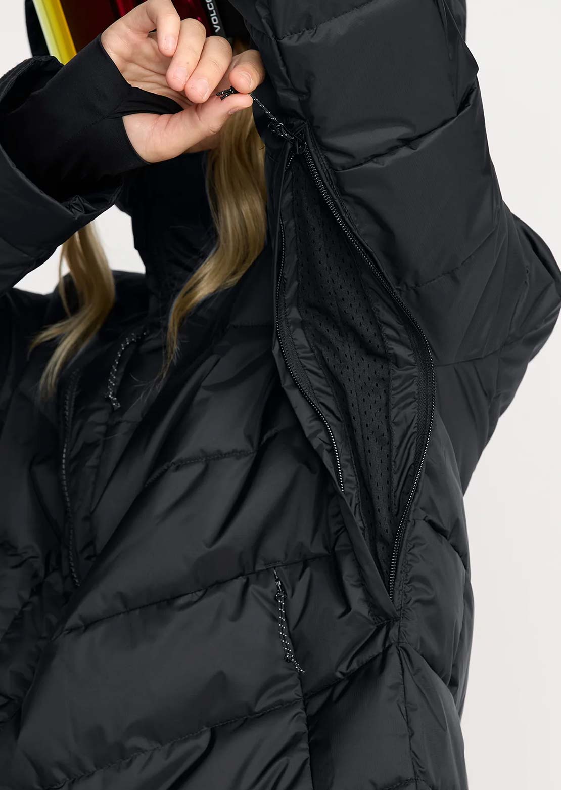 Volcom Women's Estes Puff Jacket Black