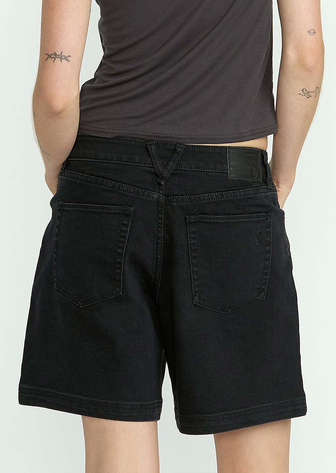 Volcom Women's Strait Up Long Shorts Blackout