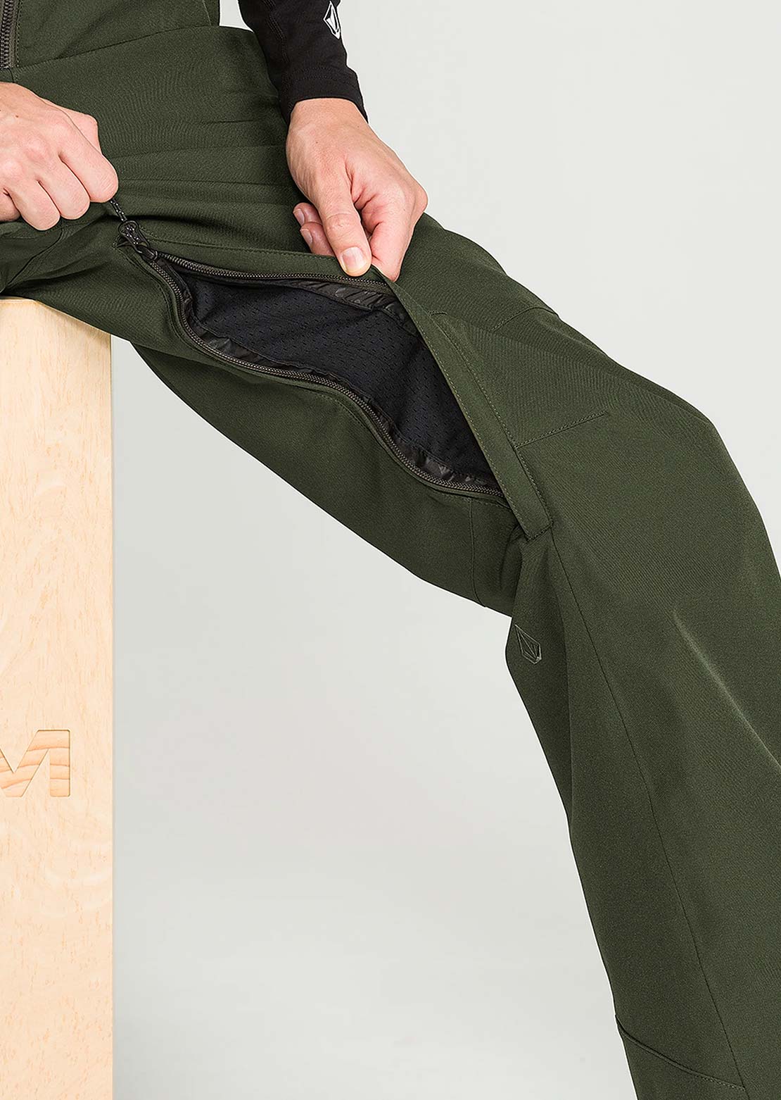 Volcom Women's Swift Bib Overall