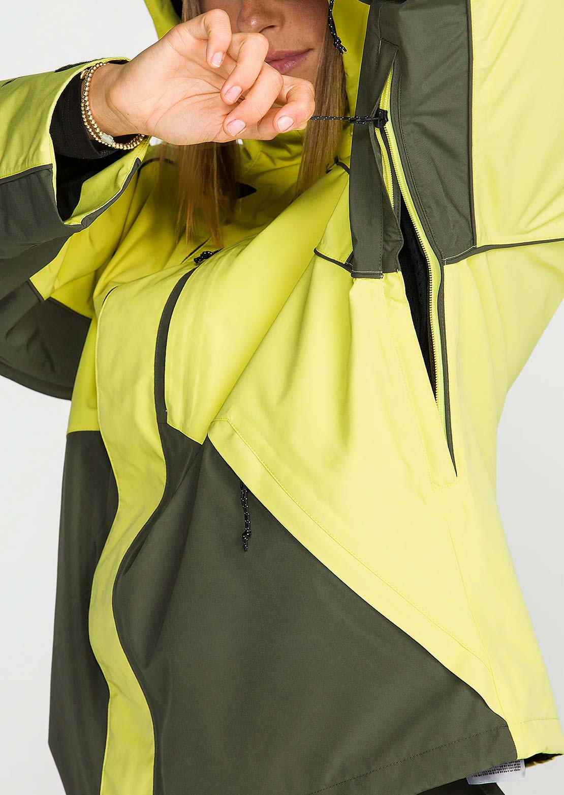 Volcom Women's Yourfav Baggy GORE-TEX Jacket